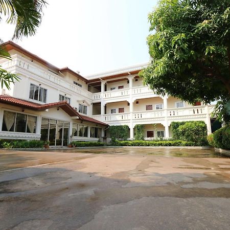 Lalco Ar Hotel Ban Nongdouang Buitenkant foto