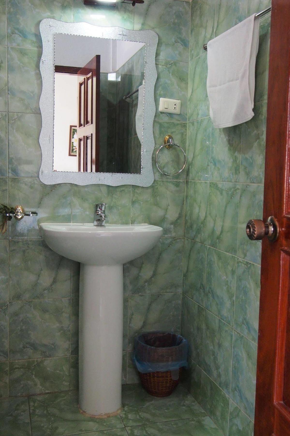 Lalco Ar Hotel Ban Nongdouang Buitenkant foto