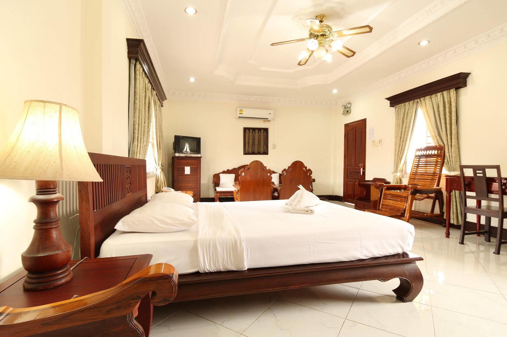Lalco Ar Hotel Ban Nongdouang Buitenkant foto